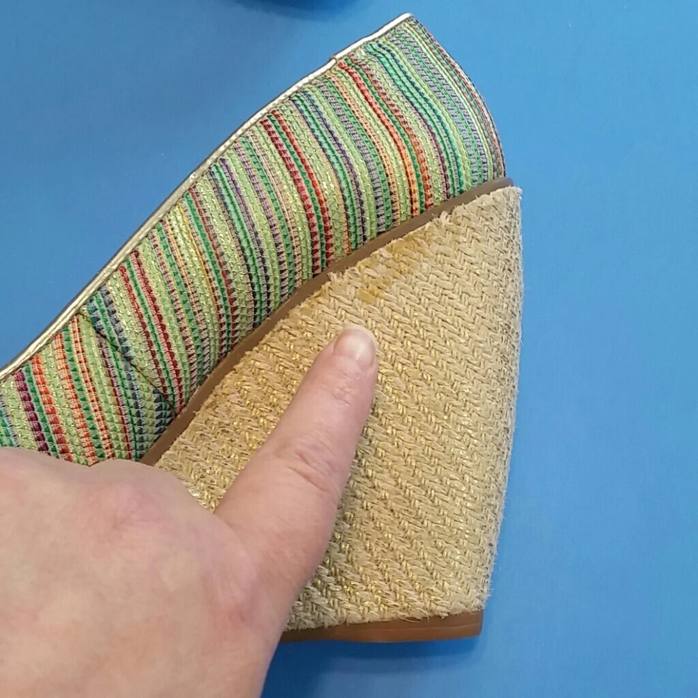 Nine West Willow Peep Toe Wedges EUC sz 6.5 Like New
